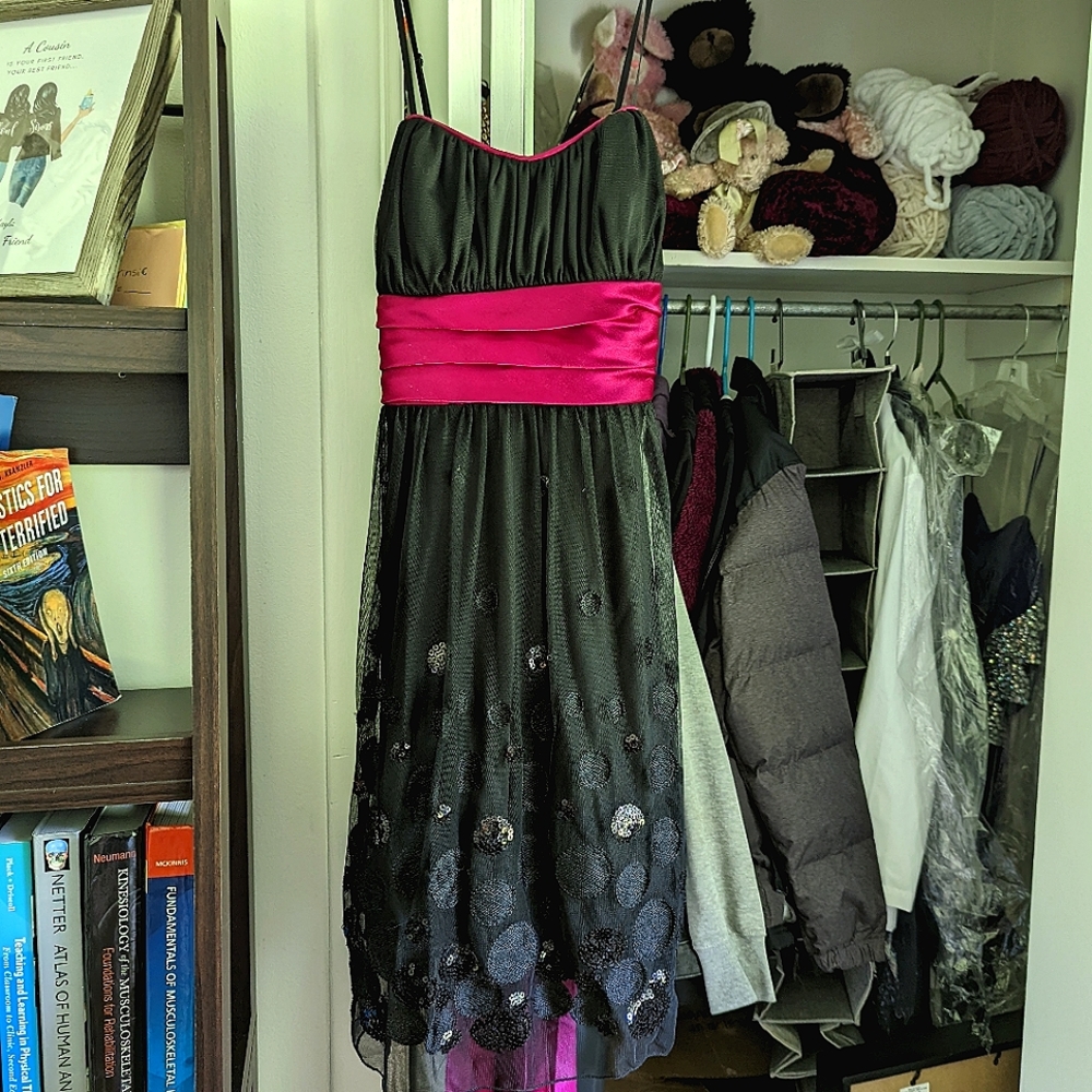 Trixxie Black with pink sash size 5 formal dress